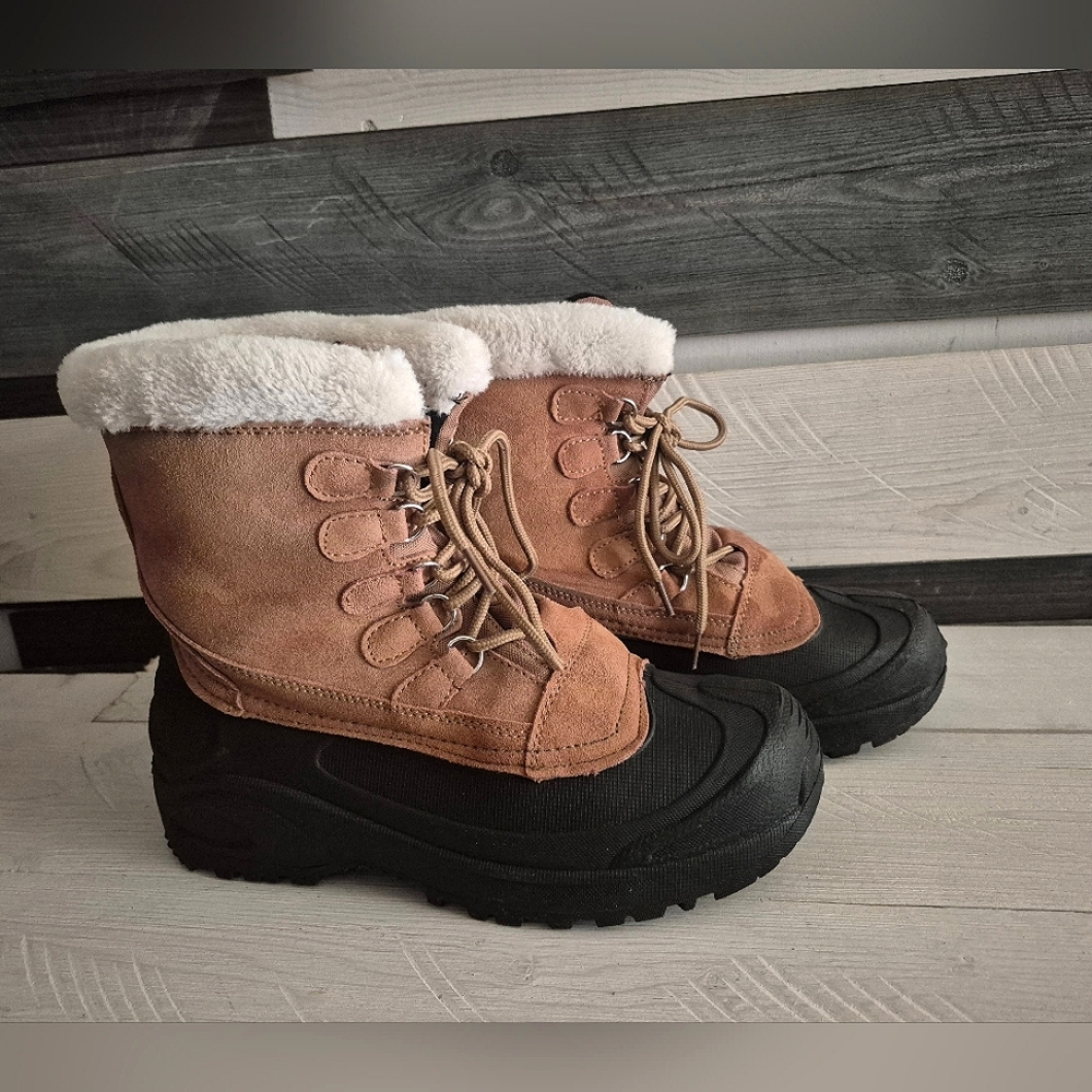 ITASCA Women's Snow Boots Size 10 NIB